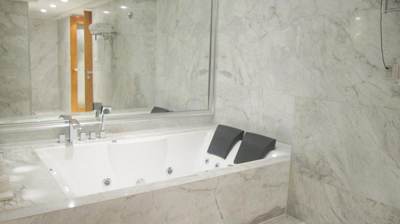 Glarun Jinling Hotel Ναντζίνγκ Εξωτερικό φωτογραφία