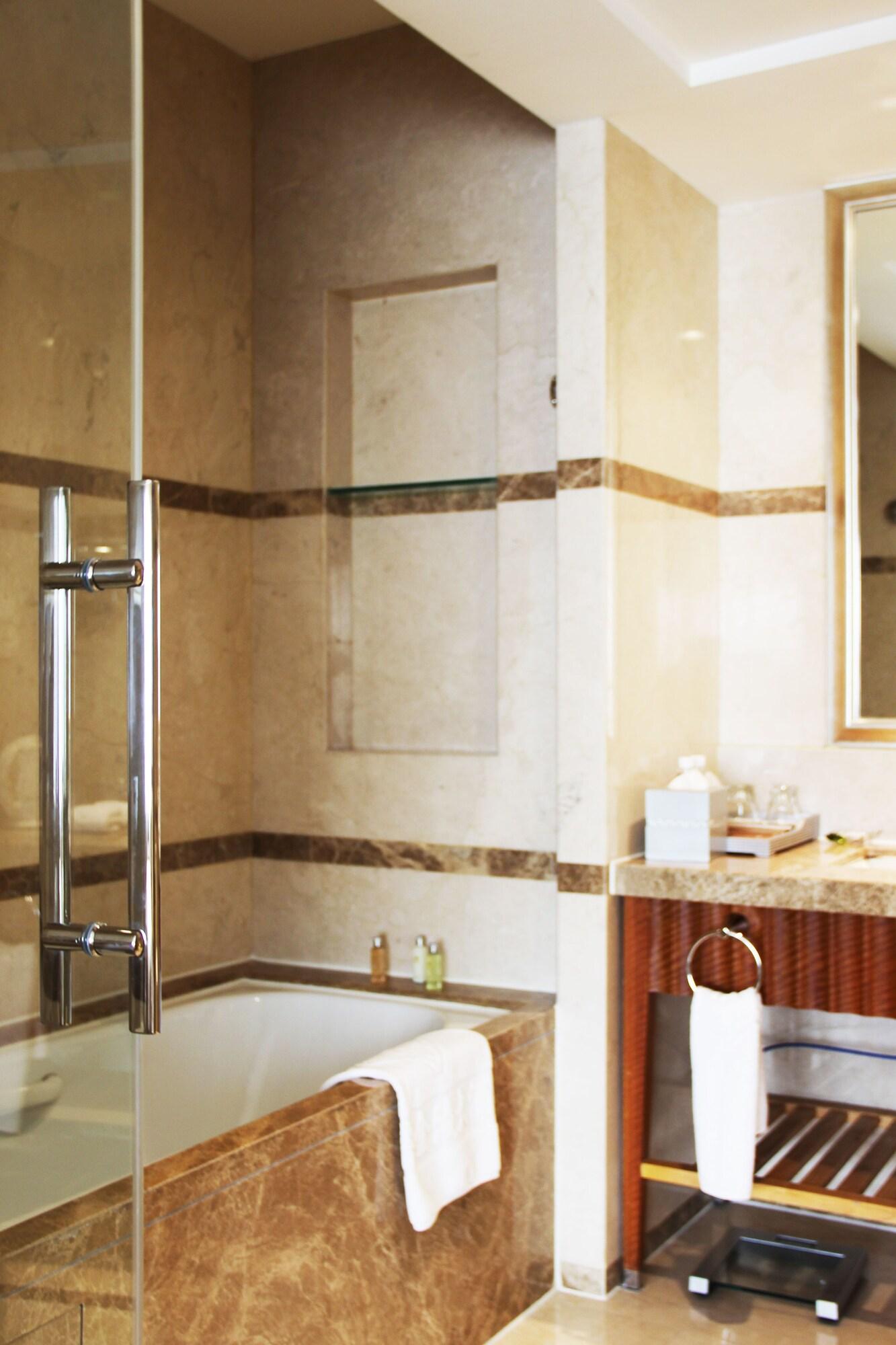 Glarun Jinling Hotel Ναντζίνγκ Εξωτερικό φωτογραφία