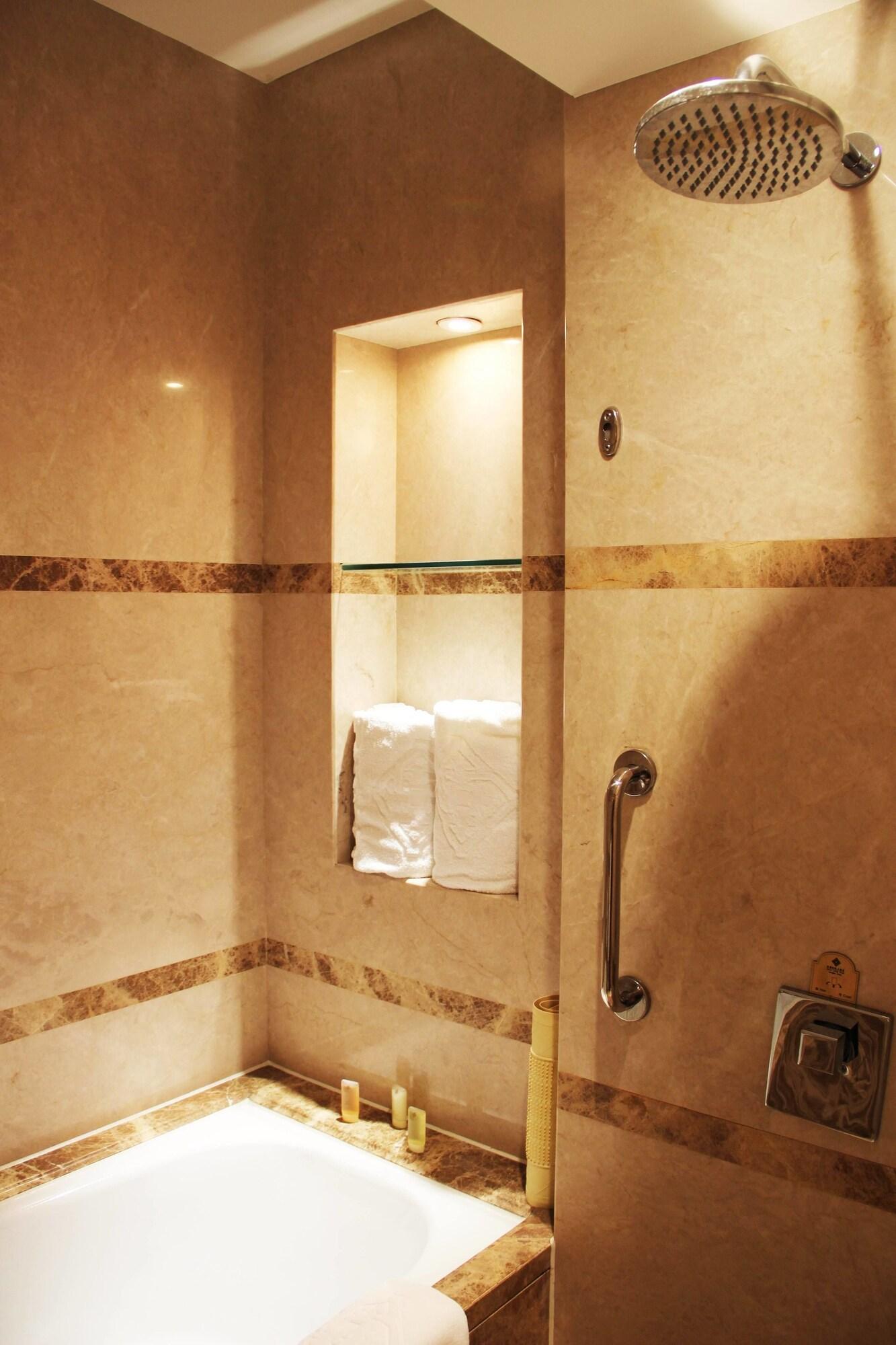 Glarun Jinling Hotel Ναντζίνγκ Εξωτερικό φωτογραφία
